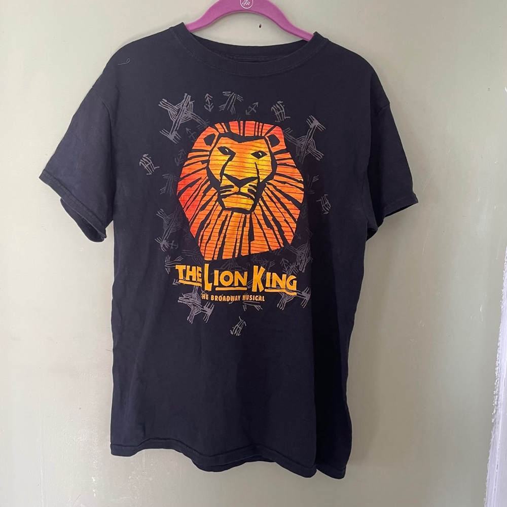 Disney vintage lion king musical on Broadway T-shirt